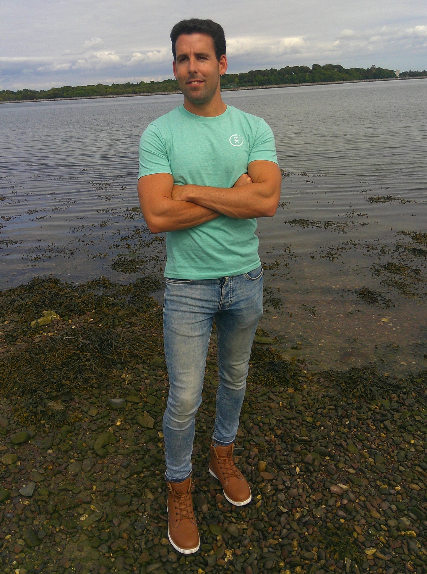 ☘️ NEW! Premium Organic T-Shirt - Heather Green